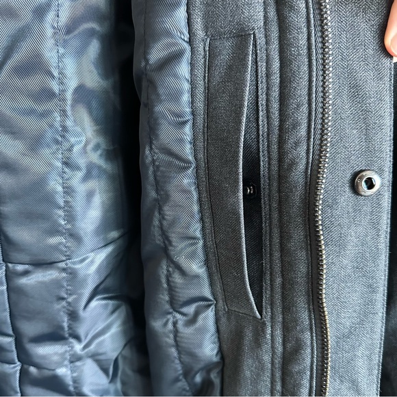 Banana Republic Men's Dark Gray Hooded warm coat removable hood - Picture 11 of 15